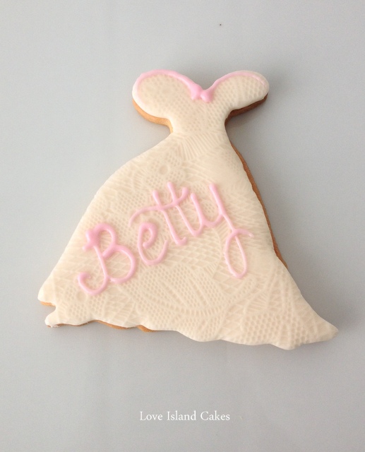 Wedding dress cookie - Betty
