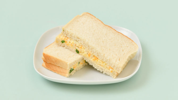 Cheese savoury with spring onion sandwich