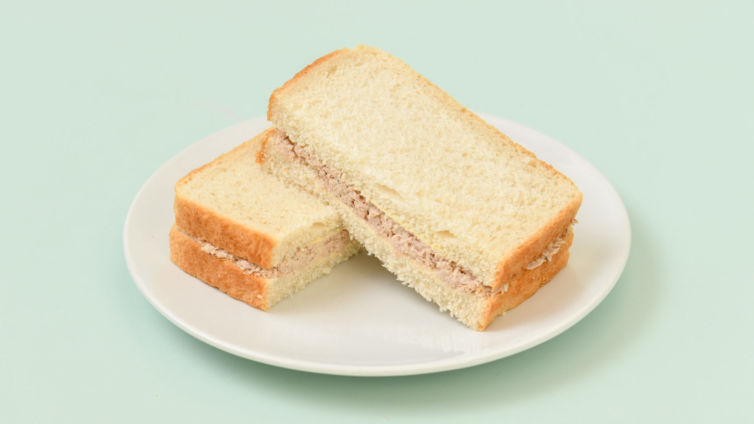 Tuna mayonnaise sandwich